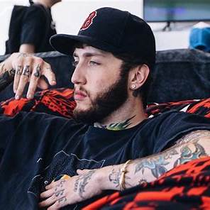 FAZE BANKS